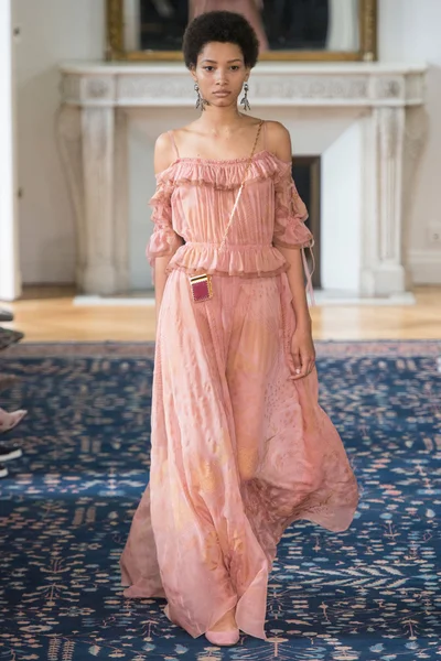Look 39